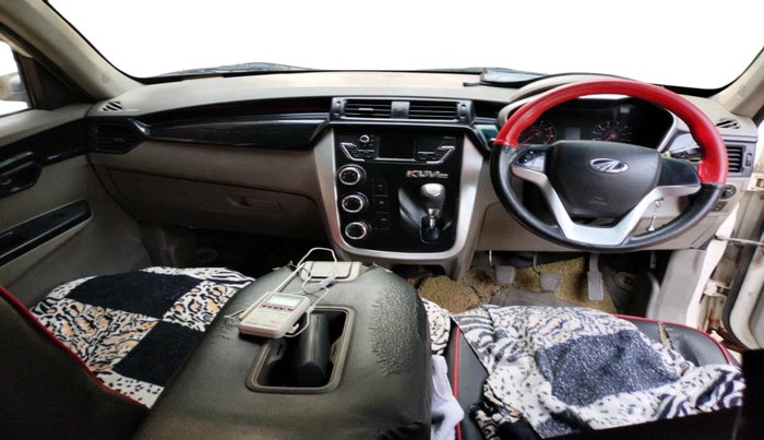 2017 Mahindra Kuv100 K8 6 STR, CNG, Manual, 1,26,425 km, interior