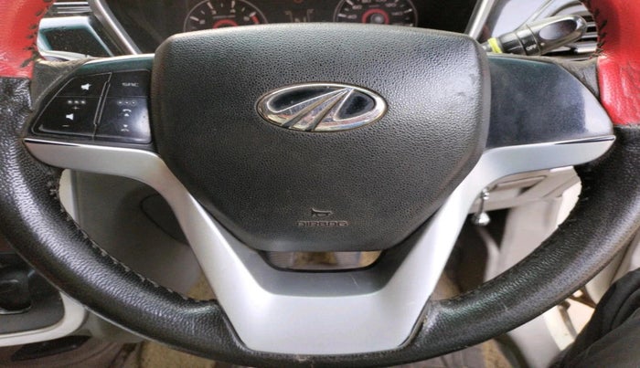 2017 Mahindra Kuv100 K8 6 STR, CNG, Manual, 1,26,425 km, interior