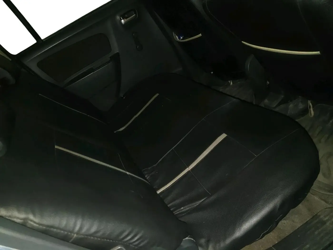 2011 Maruti Wagon R 1.0 LXI, Petrol, Manual, 86,060 km, interior