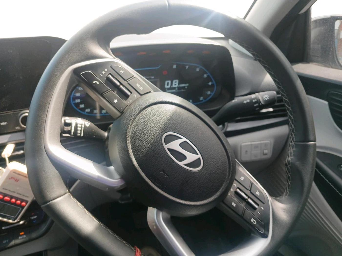2025 Hyundai NEW I20 ASTA (O) 1.2 IVT, CNG, Automatic, 14,231 km, interior