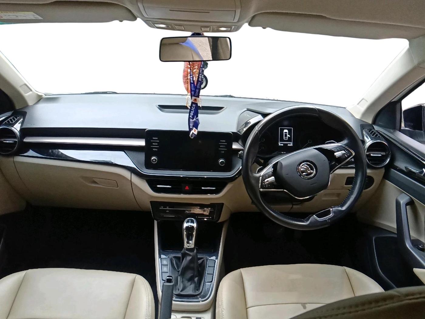 2022 Skoda SLAVIA AMBITION 1.0L TSI AT, Petrol, Automatic, 25,709 km, interior