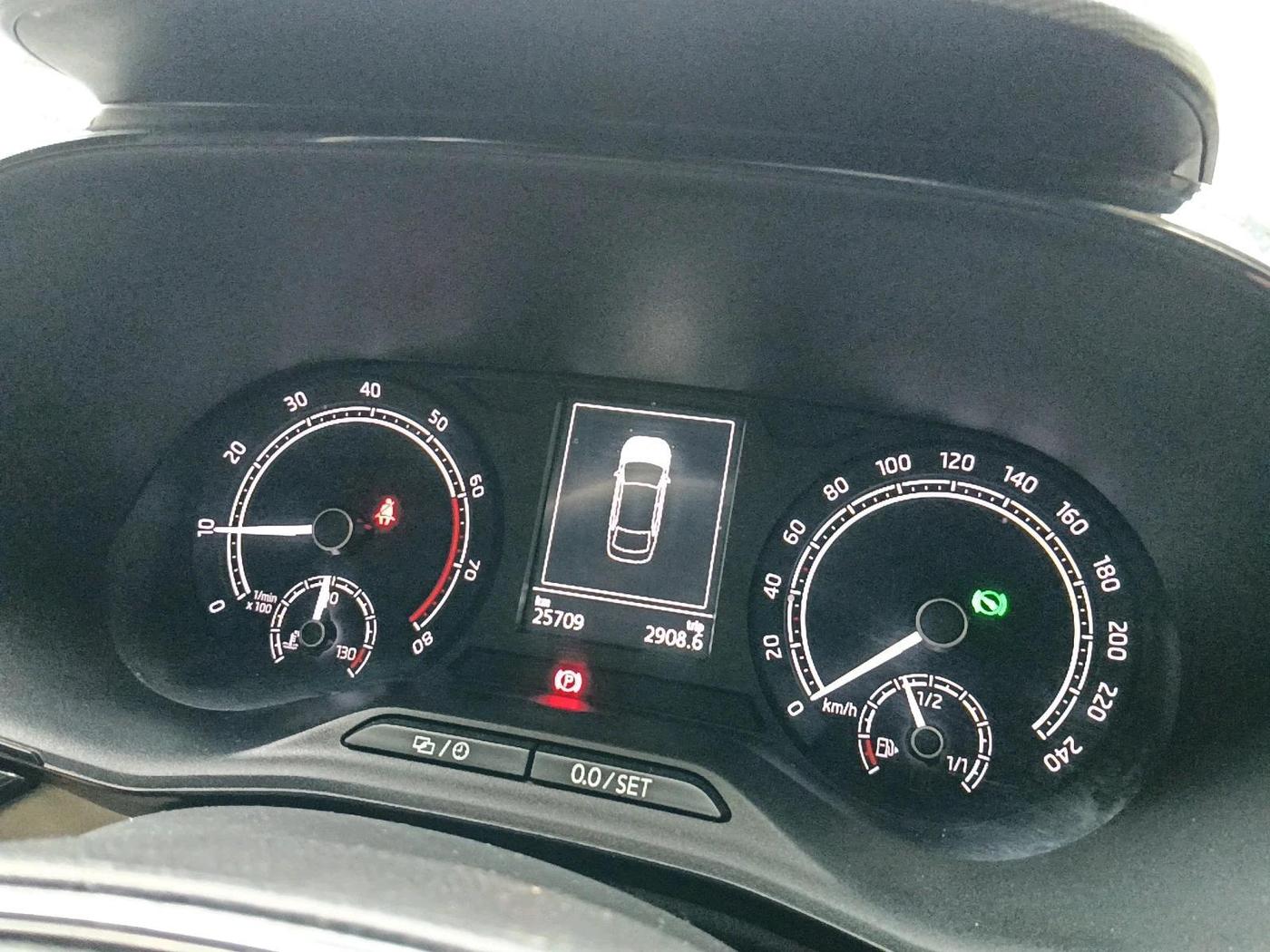2022 Skoda SLAVIA AMBITION 1.0L TSI AT, Petrol, Automatic, 25,709 km, interior
