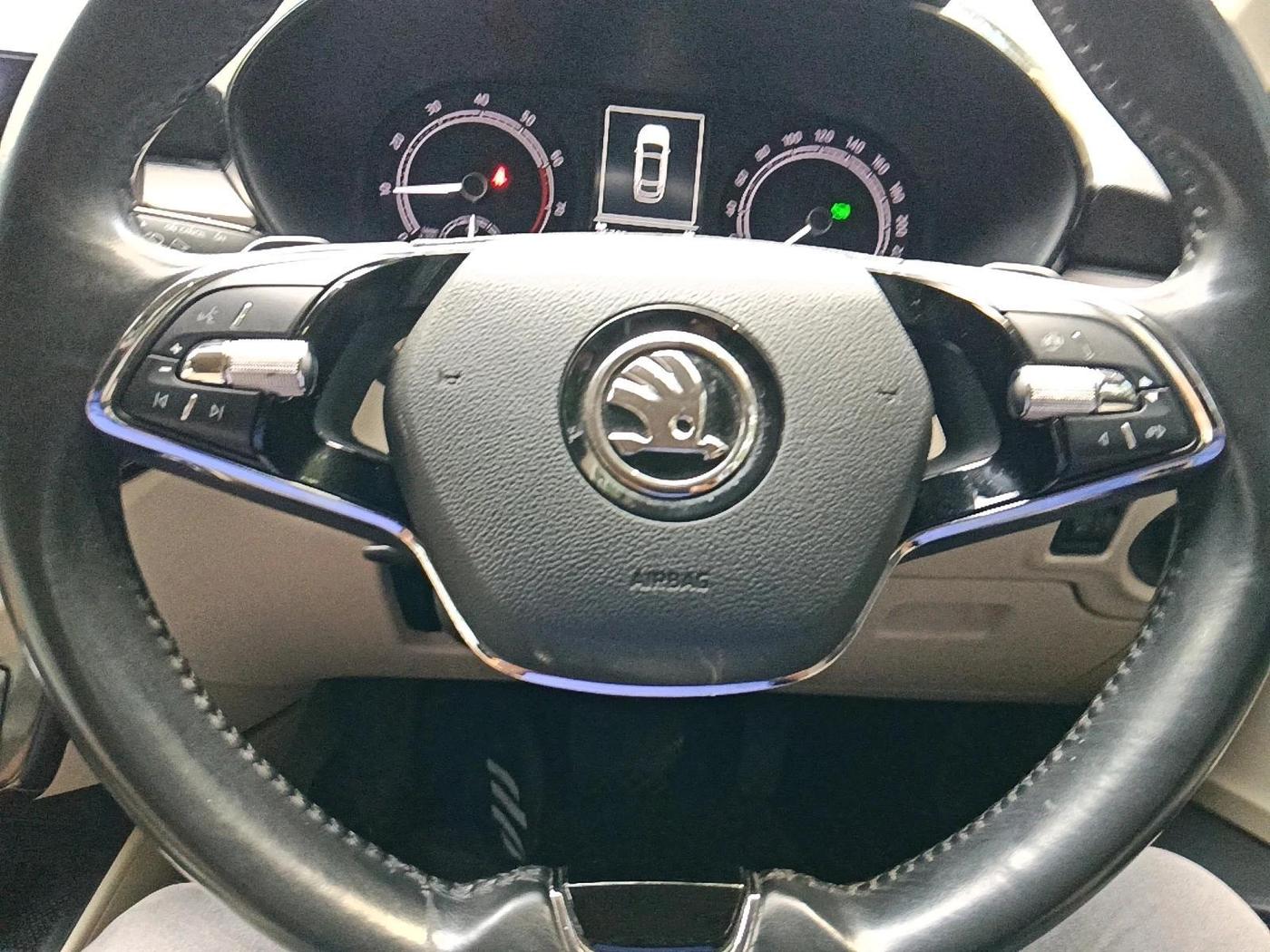 2022 Skoda SLAVIA AMBITION 1.0L TSI AT, Petrol, Automatic, 25,709 km, interior