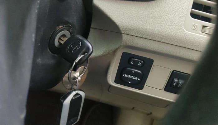 2013 Toyota Corolla Altis J S PETROL, Petrol, Manual, 1,22,135 km, interior