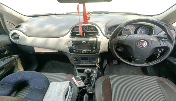 2016 Fiat Avventura EMOTION MULTIJET 1.3, Diesel, Manual, 64,549 km, interior