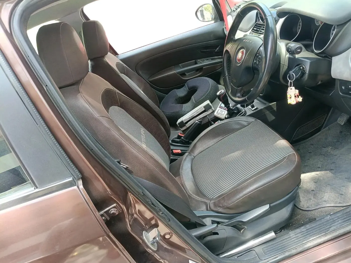 2016 Fiat Avventura EMOTION MULTIJET 1.3, Diesel, Manual, 64,549 km, interior