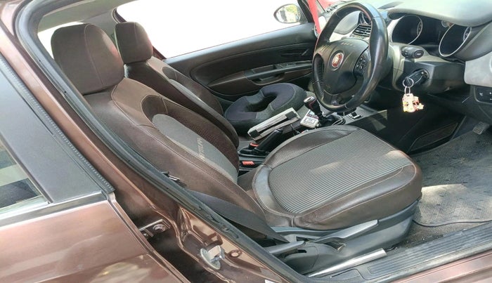 2016 Fiat Avventura EMOTION MULTIJET 1.3, Diesel, Manual, 64,549 km, interior