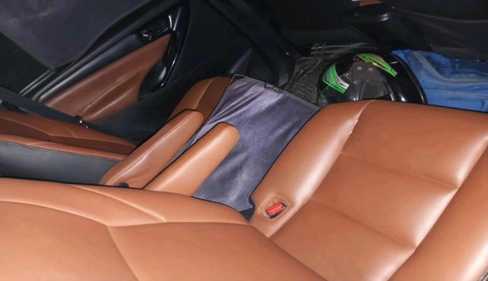 2022 Toyota Innova Crysta 2.4 GX AT 7 STR, Diesel, Automatic, 56,951 km, interior