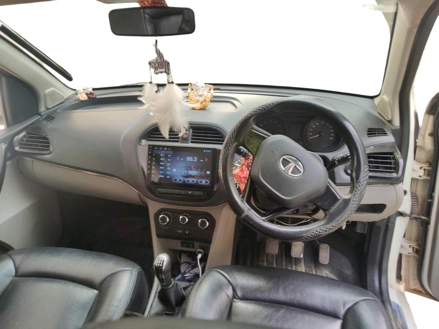 2018 Tata Tiago XT PETROL, Petrol, Manual, 63,886 km, interior