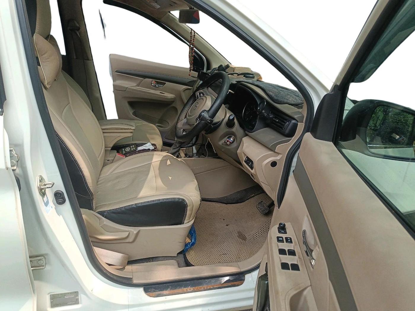 2024 Toyota RUMION  S AT, Petrol, Automatic, 17,989 km, interior