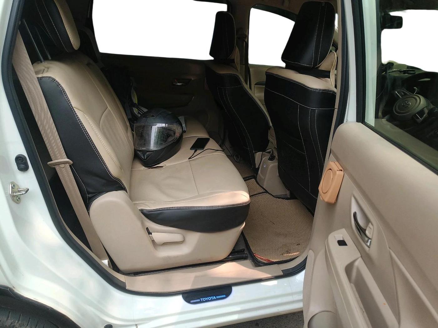2024 Toyota RUMION  S AT, Petrol, Automatic, 17,989 km, interior