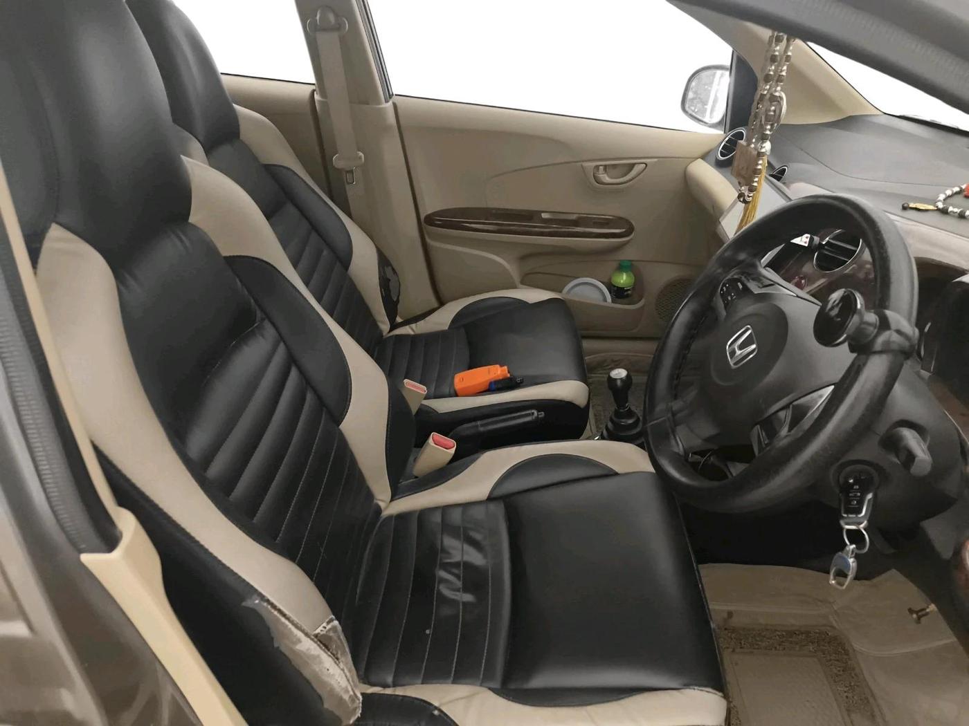 2014 Honda Amaze 1.2L I-VTEC S, Petrol, Manual, 1,34,156 km, interior