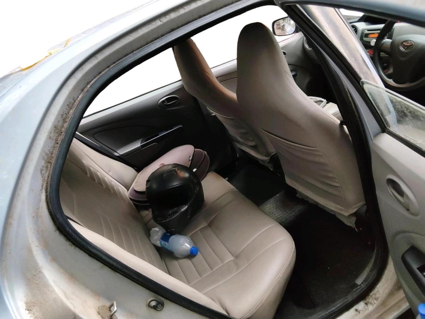 2011 Toyota Etios G, Petrol, Manual, 52,919 km, interior