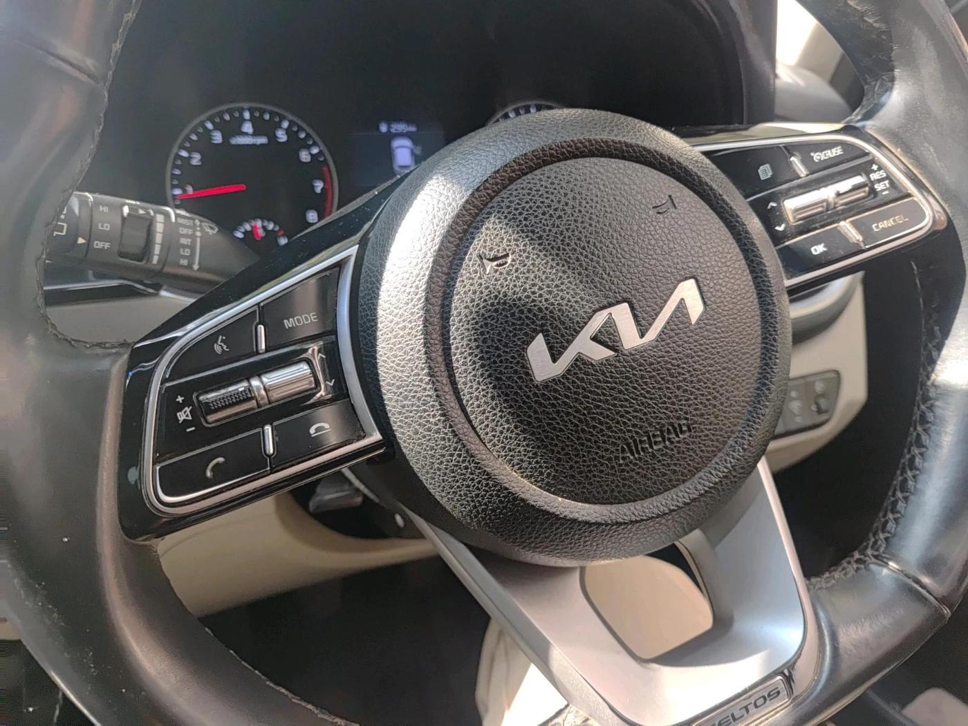 2022 KIA SELTOS HTX PETROL 1.5, Petrol, Manual, 87,000 km, interior