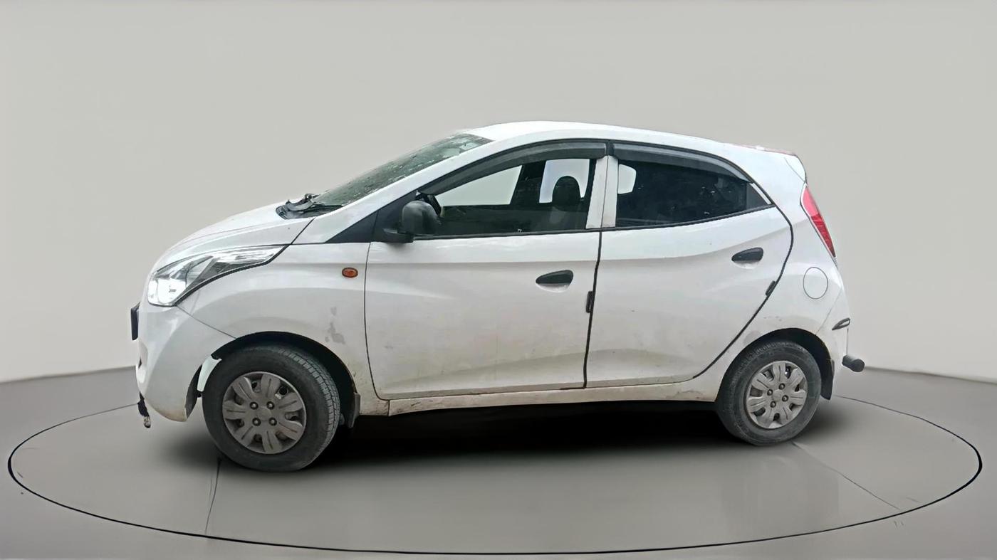 2017 Hyundai Eon ERA +, CNG, Manual, 90,522 km, exterior