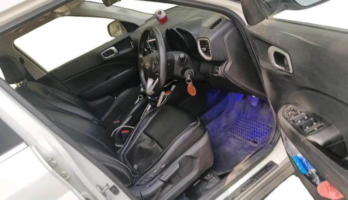 2019 Hyundai VENUE SX 1.0 TURBO, Petrol, Manual, 34,883 km, interior