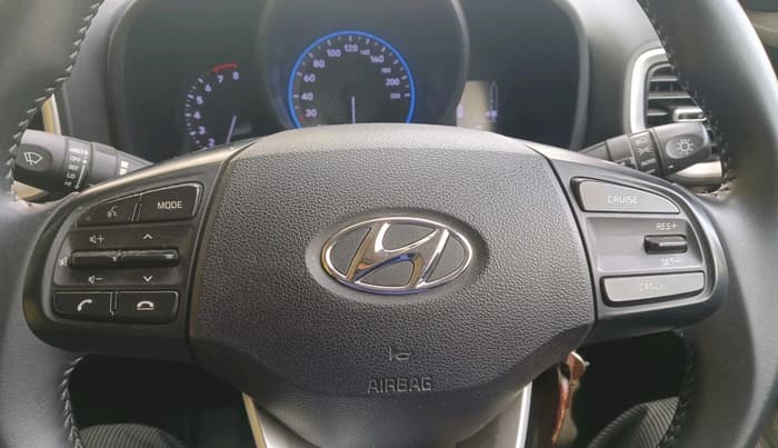 2019 Hyundai VENUE SX 1.0 TURBO, Petrol, Manual, 34,883 km, interior