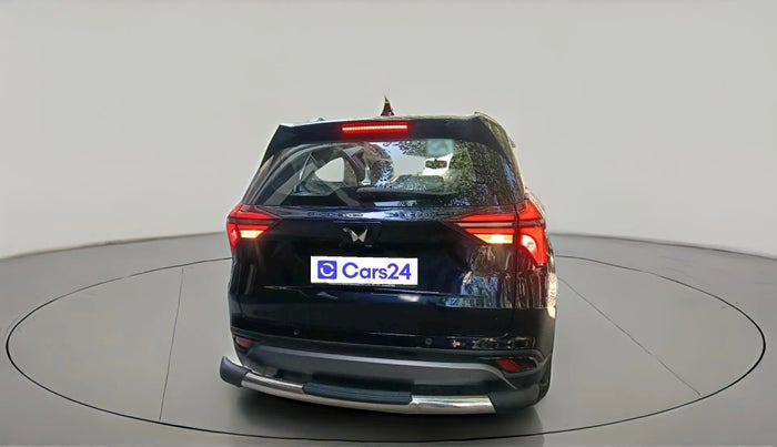 2024 Mahindra XUV700 AX 5 P MT 7 STR, Petrol, Manual, 14,480 km, exterior