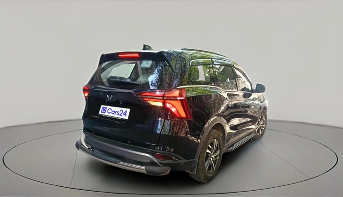 2024 Mahindra XUV700 AX 5 P MT 7 STR, Petrol, Manual, 14,480 km, exterior