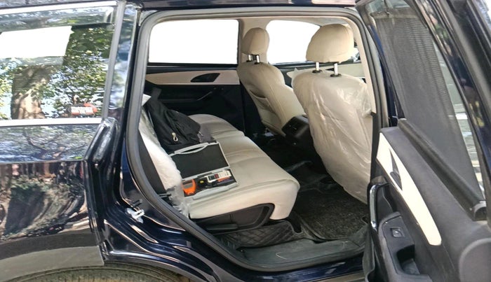 2024 Mahindra XUV700 AX 5 P MT 7 STR, Petrol, Manual, 14,480 km, interior