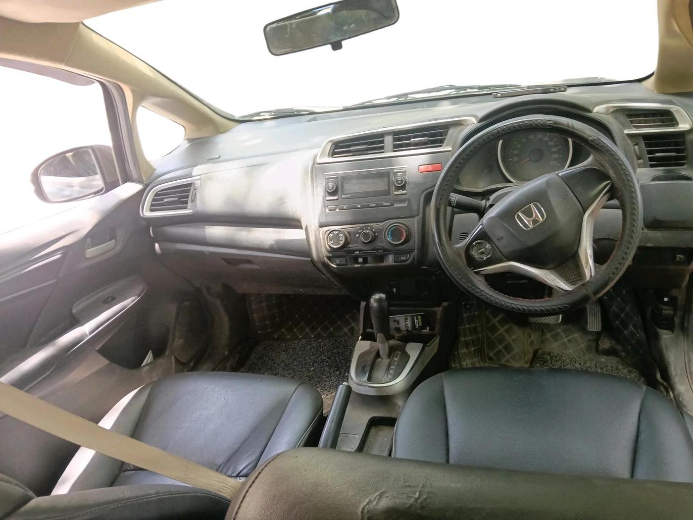 2015 Honda Jazz 1.2L I-VTEC S AT, Petrol, Automatic, 1,50,781 km, interior
