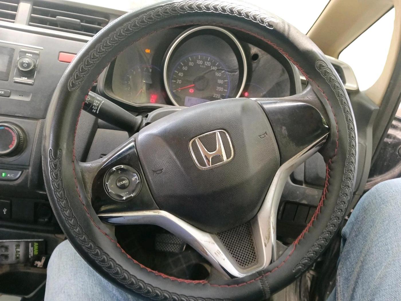 2015 Honda Jazz 1.2L I-VTEC S AT, Petrol, Automatic, 1,50,781 km, interior