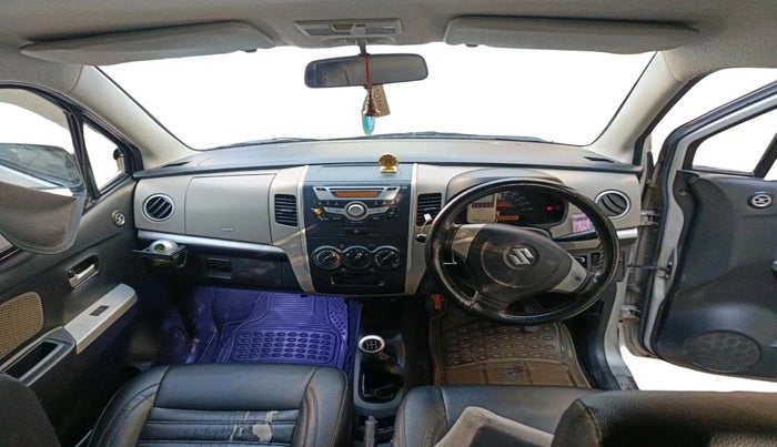 2016 Maruti Wagon R 1.0 LXI, CNG, Manual, 79,989 km, interior