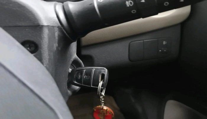 2015 Hyundai Grand i10 MAGNA 1.2 KAPPA VTVT, Petrol, Manual, 1,14,527 km, interior