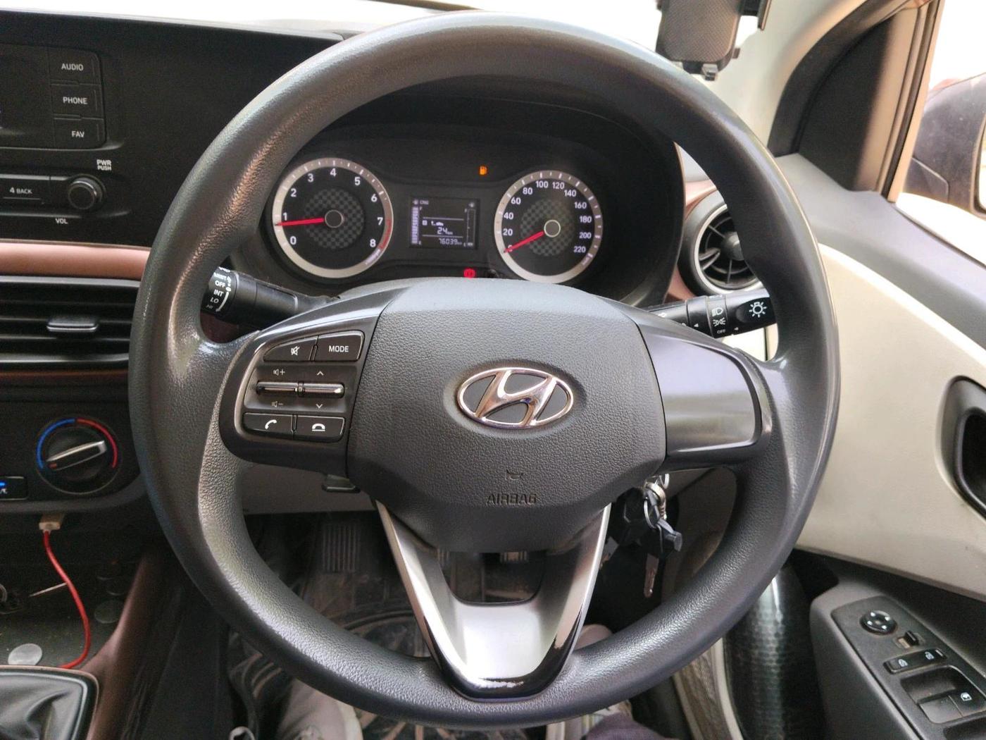 2021 Hyundai AURA S 1.2 CNG, CNG, Manual, 76,039 km, interior