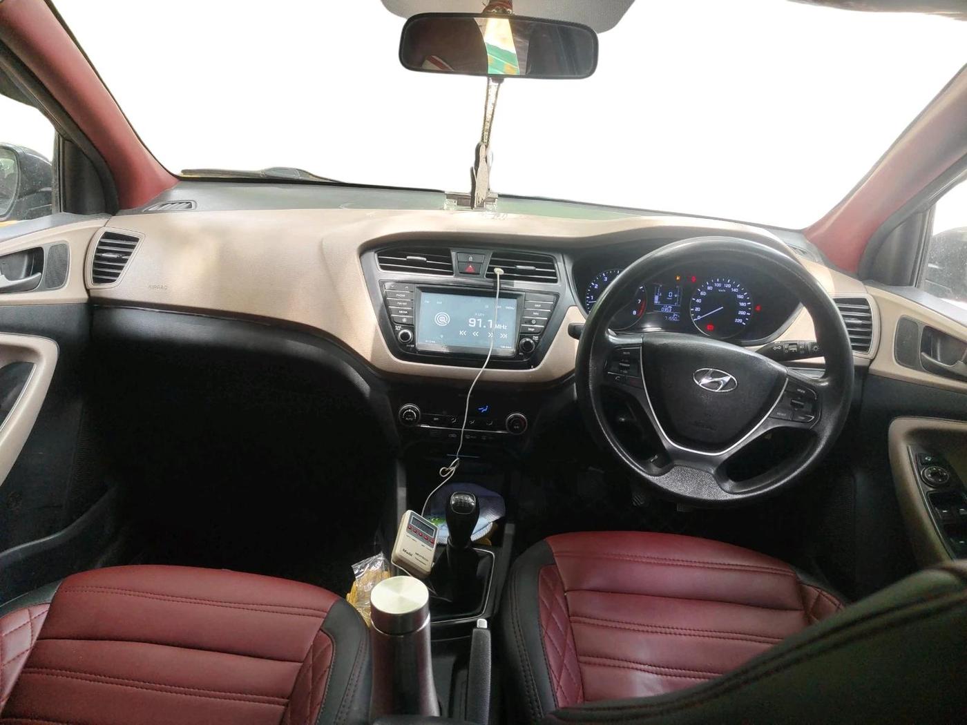 2017 Hyundai Elite i20 ASTA 1.2, Petrol, Manual, 71,550 km, interior