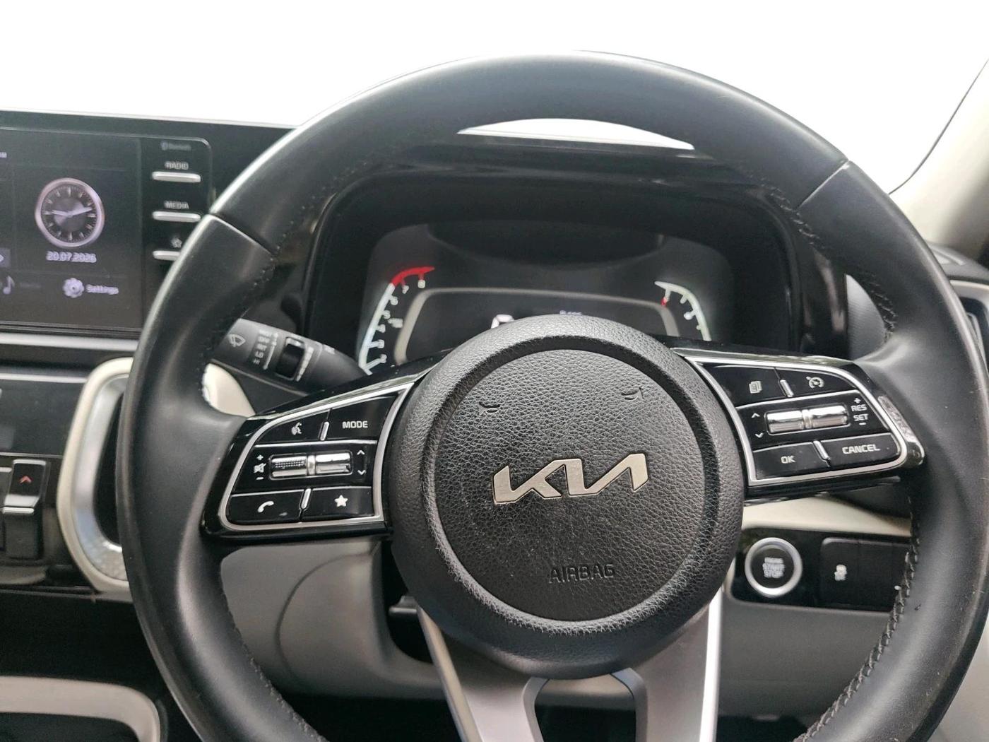 2021 KIA SONET HTX 1.0 IMT, Petrol, Manual, 23,988 km, interior