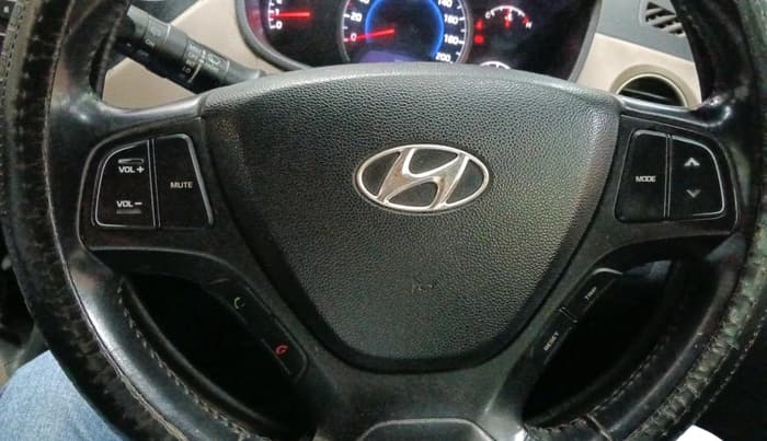 2014 Hyundai Grand i10 ASTA 1.2 KAPPA VTVT, Petrol, Manual, 1,01,285 km, interior