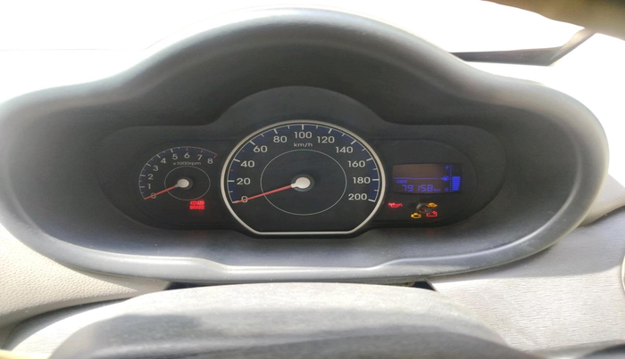 2011 Hyundai i10 MAGNA 1.1, Petrol, Manual, 79,158 km, interior