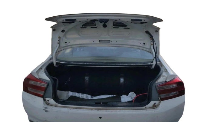 2012 Honda City 1.5L I-VTEC V MT, CNG, Manual, 1,31,424 km, exterior