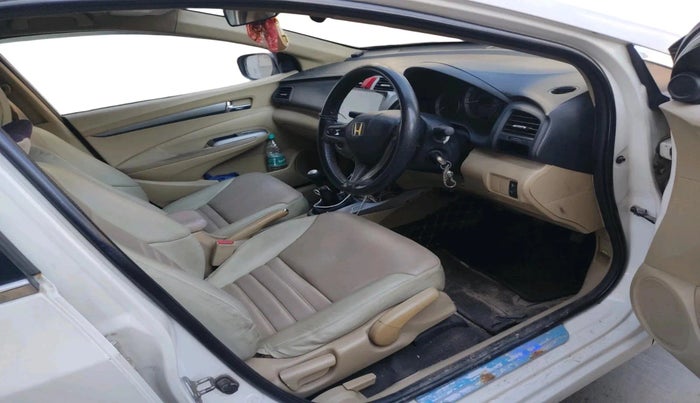 2012 Honda City 1.5L I-VTEC V MT, CNG, Manual, 1,31,424 km, interior