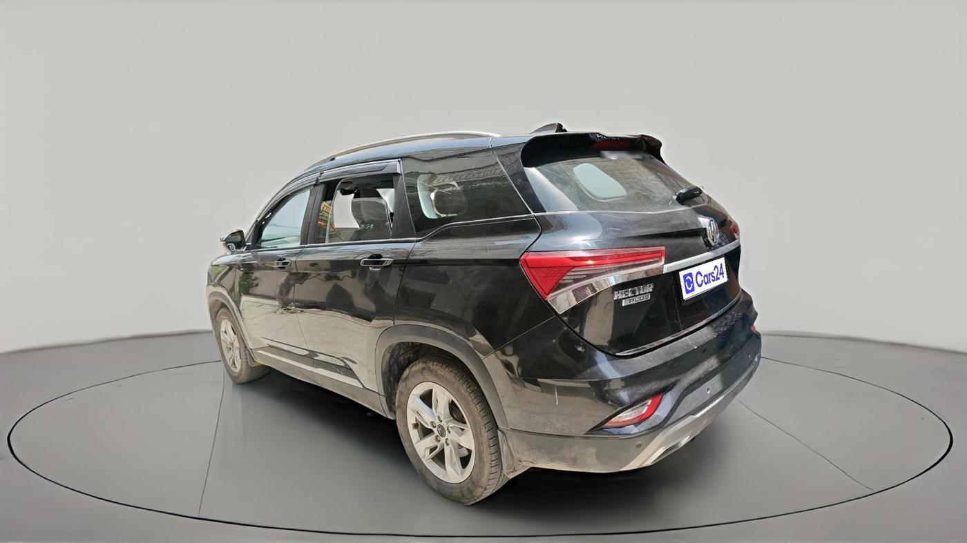 2022 MG HECTOR PLUS SUPER 1.5 PETROL TURBO HYBRID MT 7-STR, Petrol, Manual, 34,977 km, exterior