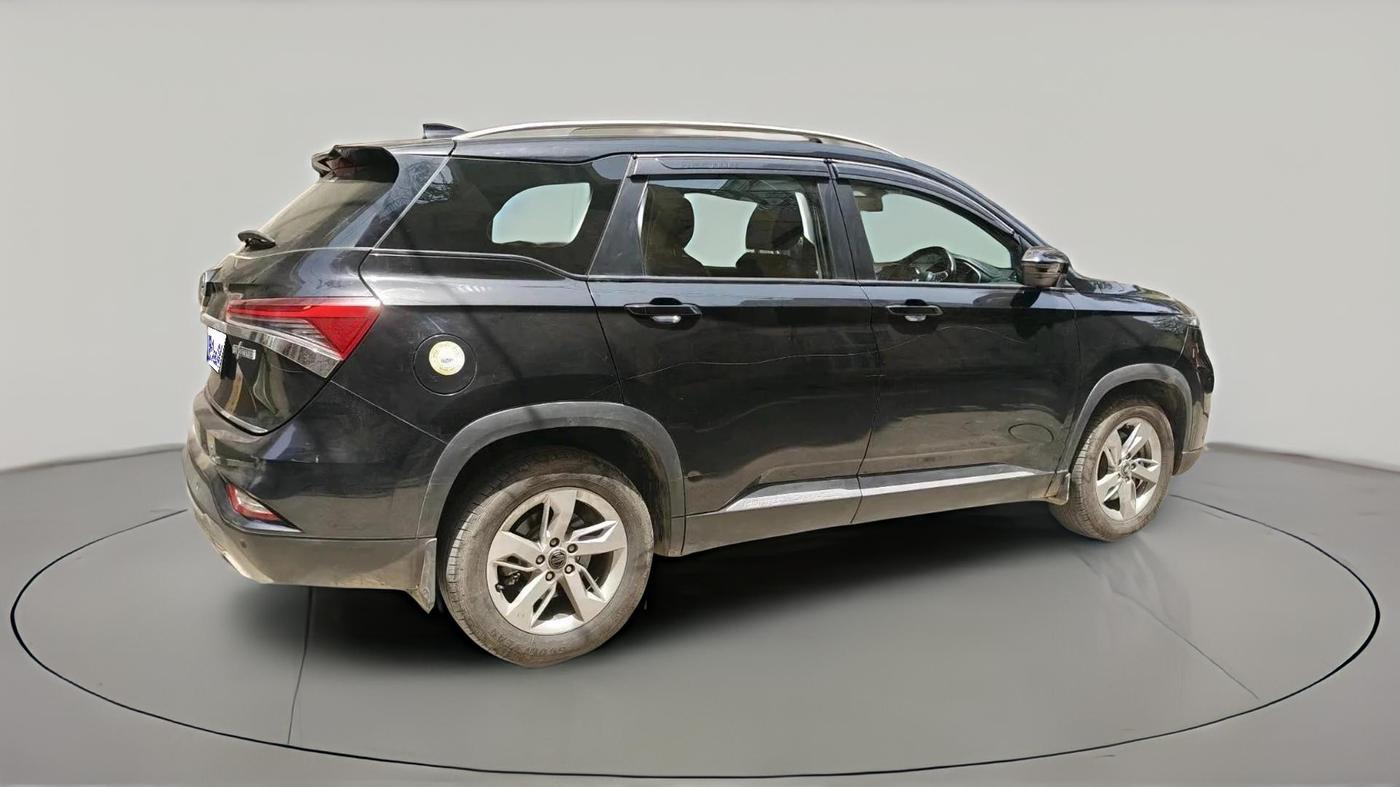 2022 MG HECTOR PLUS SUPER 1.5 PETROL TURBO HYBRID MT 7-STR, Petrol, Manual, 34,977 km, exterior
