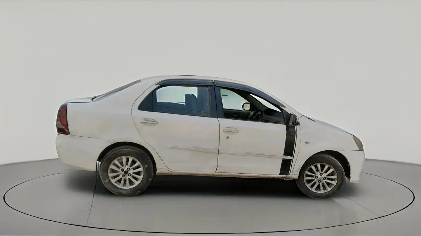 2011 Toyota Etios VX, CNG, Manual, 1,91,756 km, exterior
