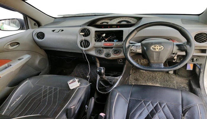 2011 Toyota Etios VX, CNG, Manual, 1,91,756 km, interior
