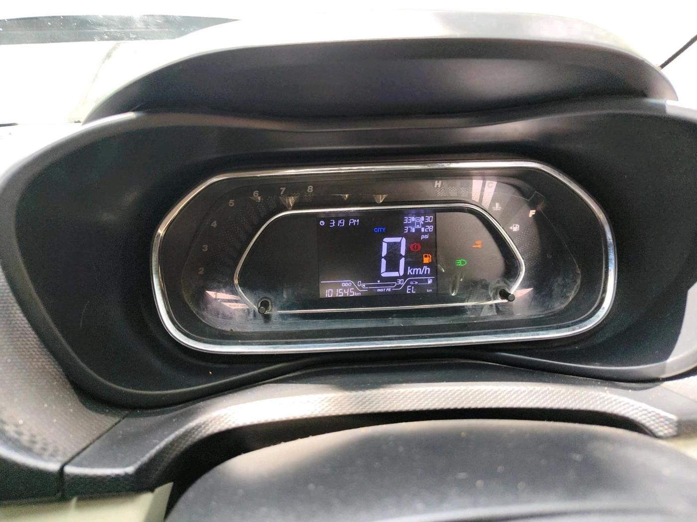 2020 Tata NEXON XZ PLUS PETROL SUNROOF, Petrol, Manual, 1,01,545 km, interior