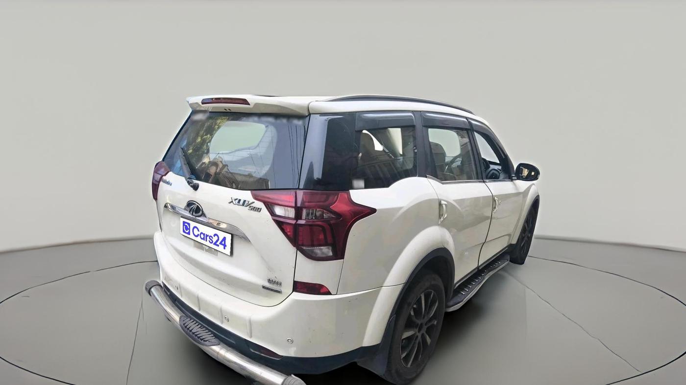 2018 Mahindra XUV500 W11 AT, Diesel, Automatic, 42,800 km, exterior