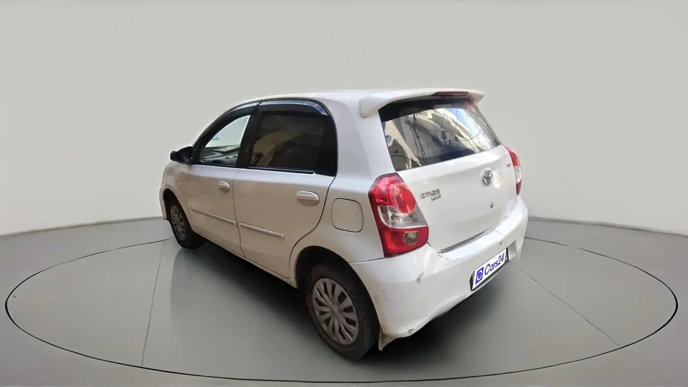 2016 Toyota Etios Liva GD, Diesel, Manual, 1,56,230 km, exterior