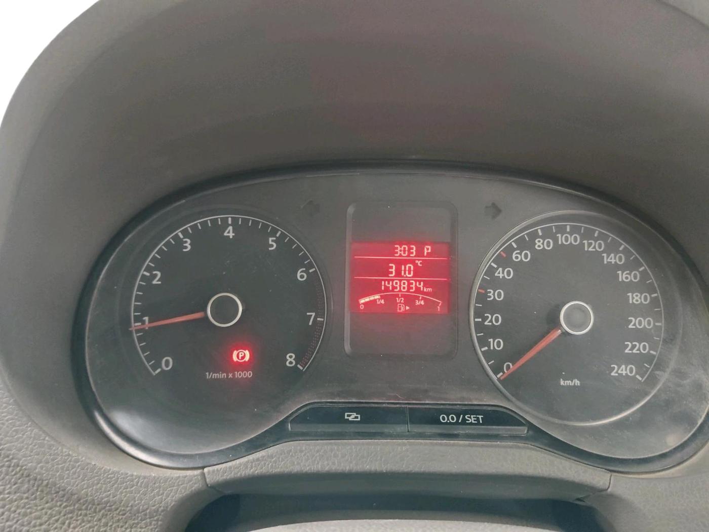 2013 Volkswagen Vento HIGHLINE PETROL AT, Petrol, Automatic, 1,49,834 km, interior