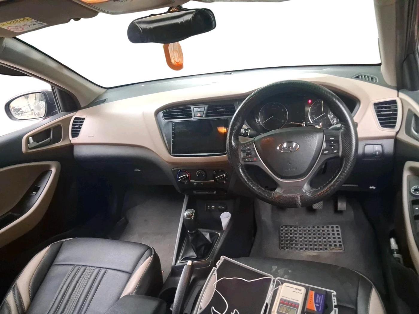 2016 Hyundai Elite i20 MAGNA 1.2, Petrol, Manual, 62,667 km, interior