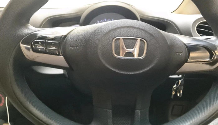 2015 Honda Amaze 1.2L I-VTEC S, Petrol, Manual, 1,21,154 km, interior