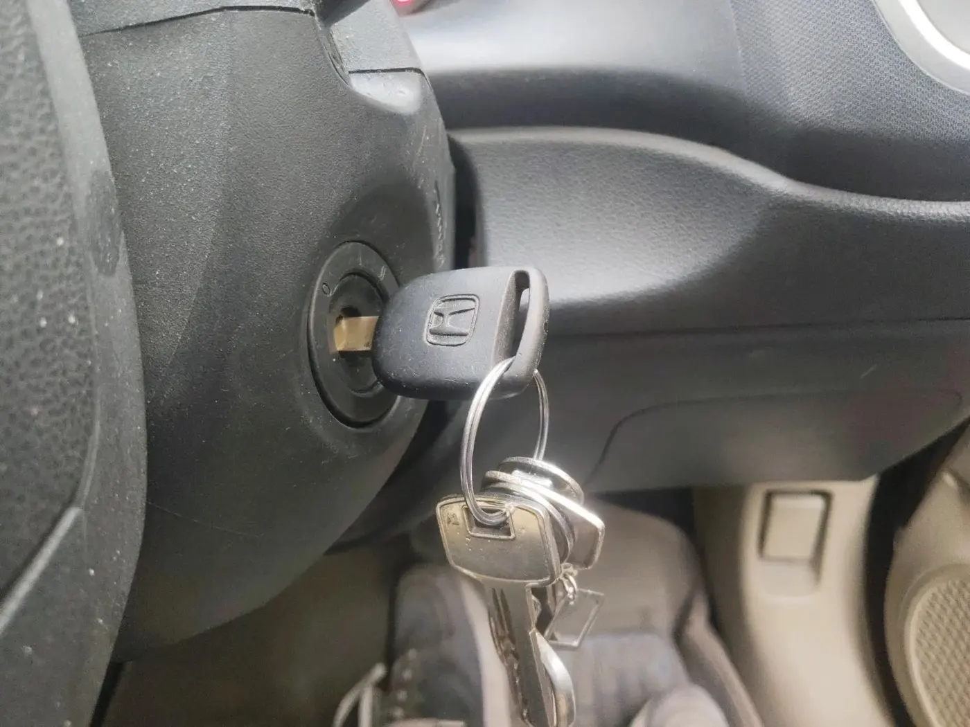 2014 Honda Mobilio 1.5L I-VTEC S, Petrol, Manual, 95,885 km, interior