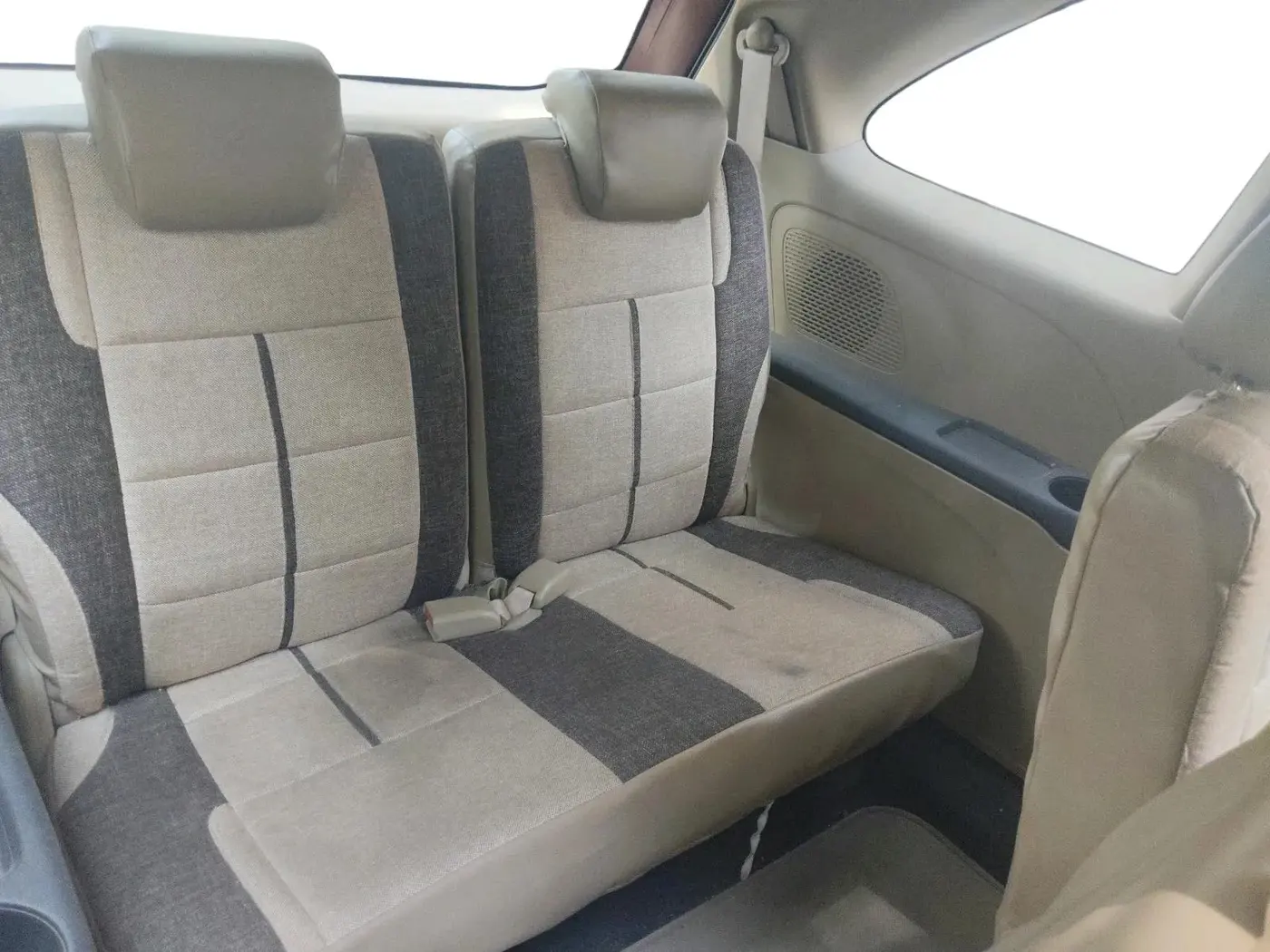 2014 Honda Mobilio 1.5L I-VTEC S, Petrol, Manual, 95,885 km, interior