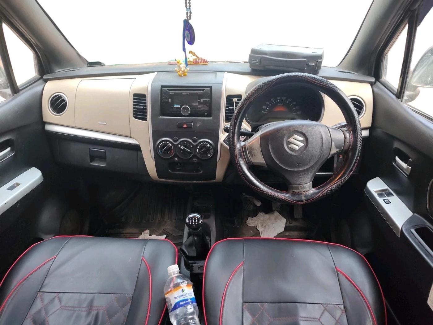 2018 Maruti Wagon R 1.0 LXI CNG, CNG, Manual, 77,814 km, interior