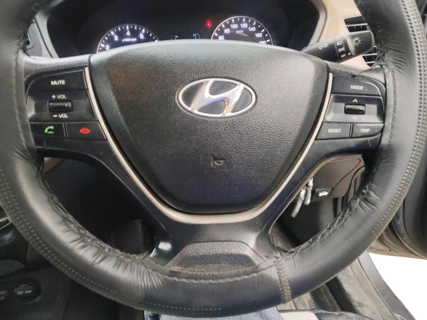 2015 Hyundai Elite i20 MAGNA 1.2, Petrol, Manual, 76,790 km, interior
