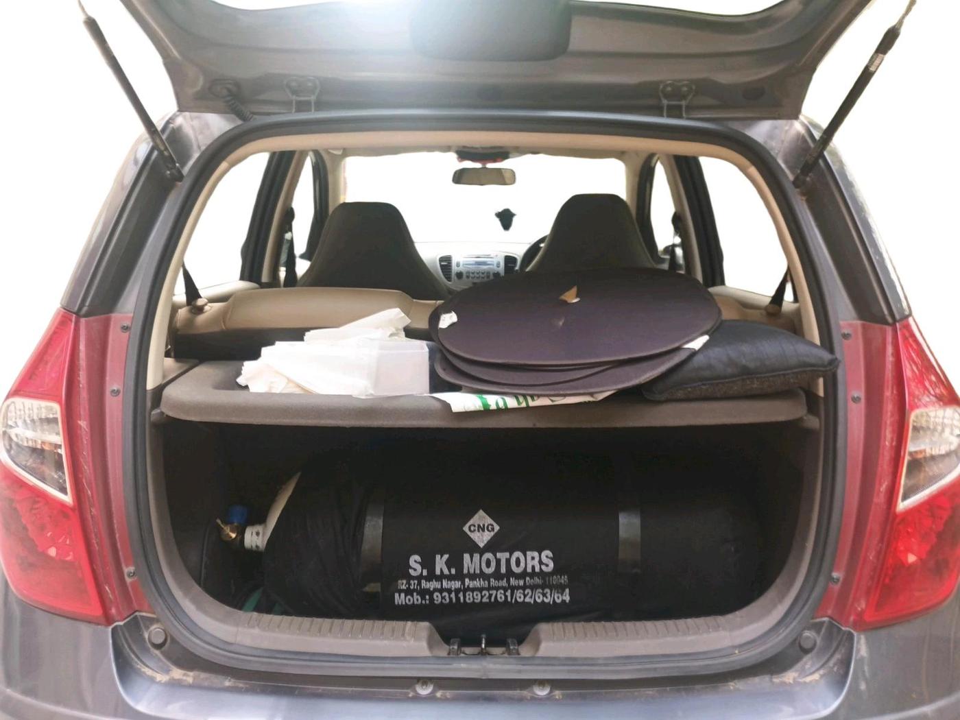 2015 Hyundai i10 SPORTZ 1.1, CNG, Manual, 21,752 km, exterior